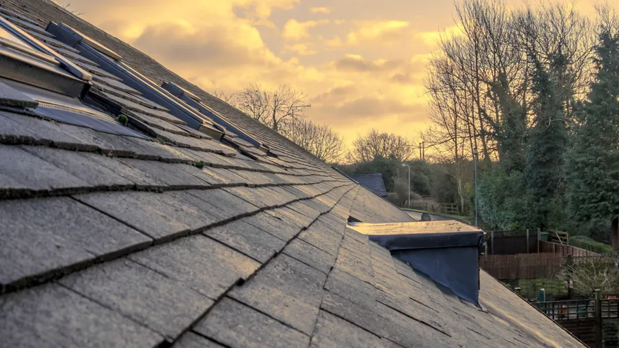 Winter to Spring Roof Damage: When to Call a Pro in Indianapolis